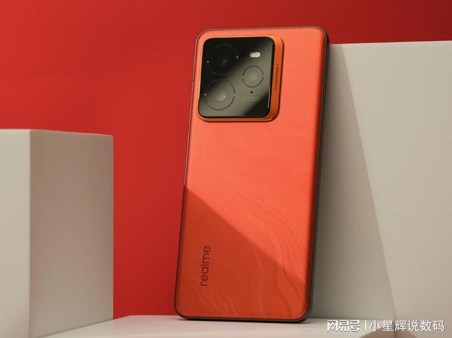 尊版+6500mAh+120倍变焦真香！尊龙凯时网站突降至3127元！骁龙8至(图4)