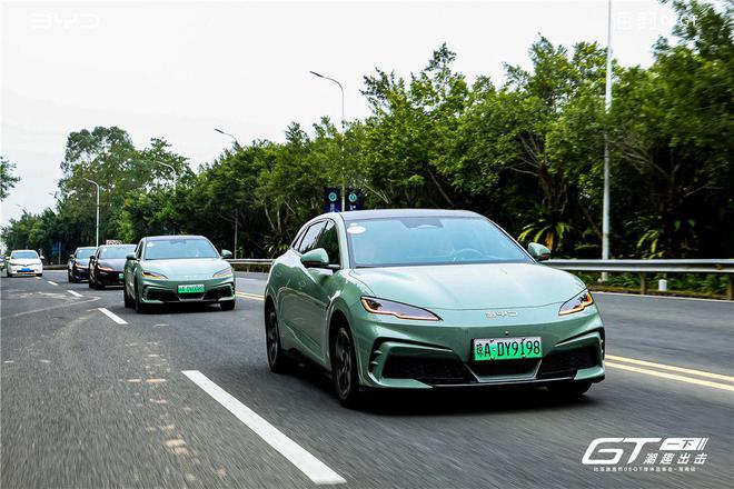6GT：性能与个性兼备的首车选择尊龙AG人生就是博比亚迪海豹0(图4)